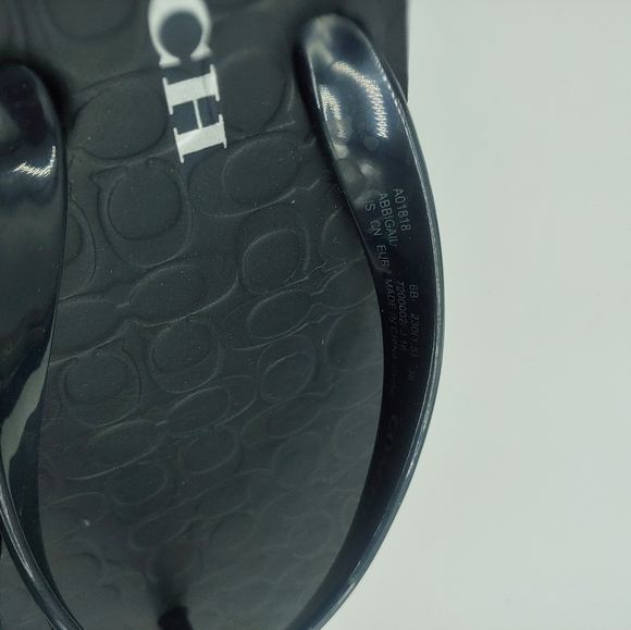 NEW ☆ Coach ☆ Navy Abbigail Jelly PVC Plastic Embossed Logo Thong Flip Flops 5-6 - Picture 6 of 9